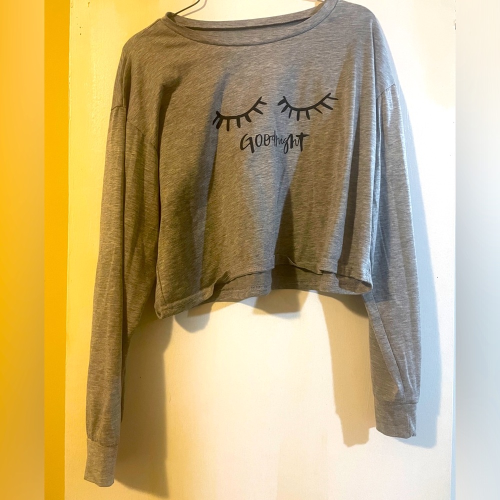 Crop top night shirt